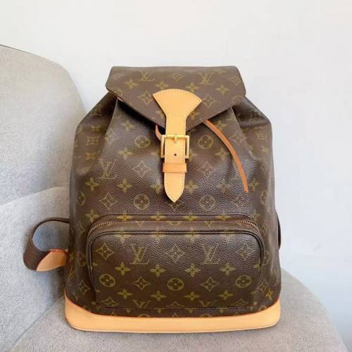 Lv中古大號雙肩包🎒