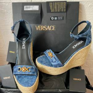 100%正版Versace Barocco 西班牙牛仔高踭涼鞋 特價出售HK$2,800