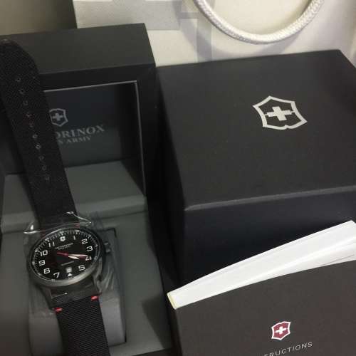 Victorinox men's watch Airboss black edition 241720