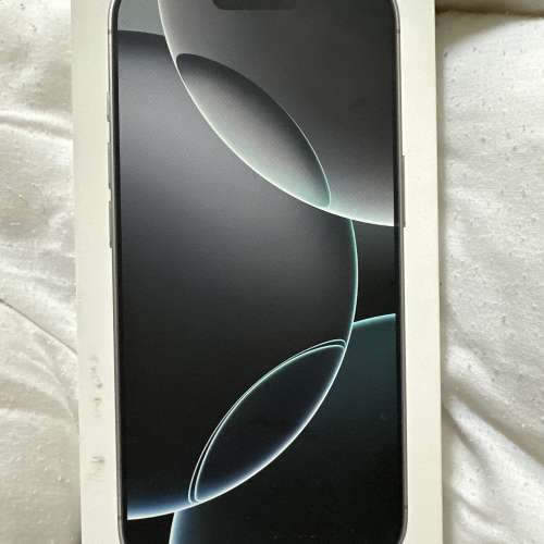 iPhone 16 pro white titanium 128gb