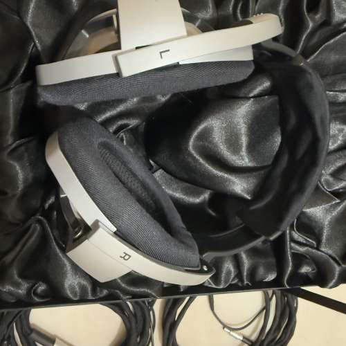 出售Sennheiser HD800