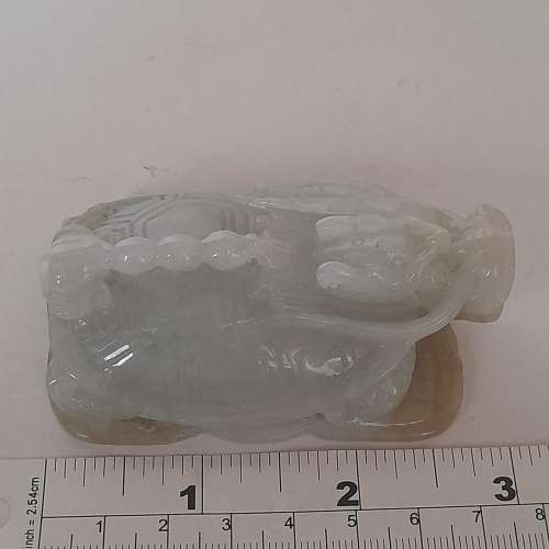 翡翠A玉約3x2寸招財龍頭龜擺件，亦可作吊件/手把件用。好工，圓滑好水頭，清理存貨...