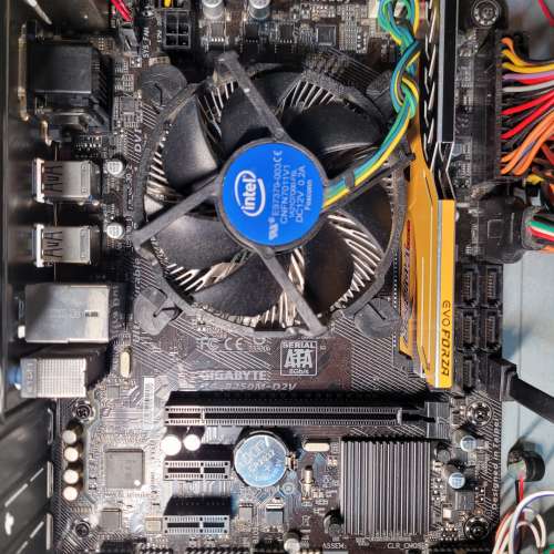 文書電腦 :i3-6100T / 8GB / 128GB SSD / GTR 半高機箱