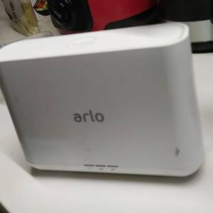 Arlo 基地台 (VMB4000) 相容於 ARLO、ARLO PRO、ARLO PRO 2 (T3)