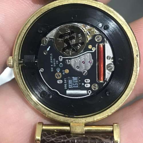 少有Longiness(浪琴)啡色酒紅面手錶