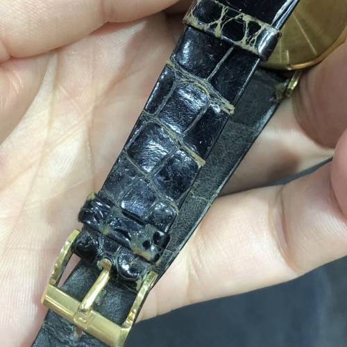 Piaget(伯爵）18K實金石英手錶