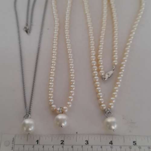 新春優惠價出售，一手三款貝珠shell pearl 16mm吊咀配上16/30寸日本人造養珠頸鏈及2...