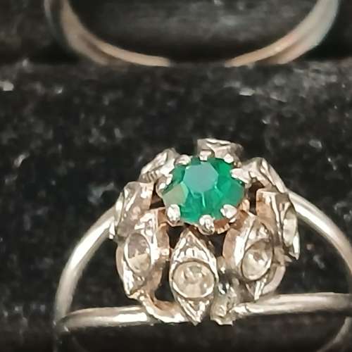 一手10 隻彩石開口戒指，亦可作diy自行添加2 mm 圍石，清理存貨10隻共售120元，no....