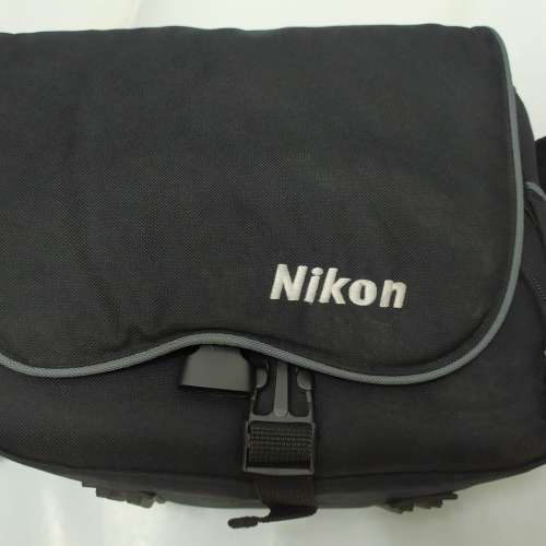 Nikon D3100 連原裝鏡頭