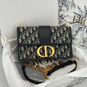 DIOR迪奥 30 Montaigne 蒙田系列中号包女包