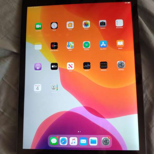 Apple iPad Pro 12.9' 256G 1代 Generation 1 (WIFI +  SIM Version)  WiFi + SIM 版