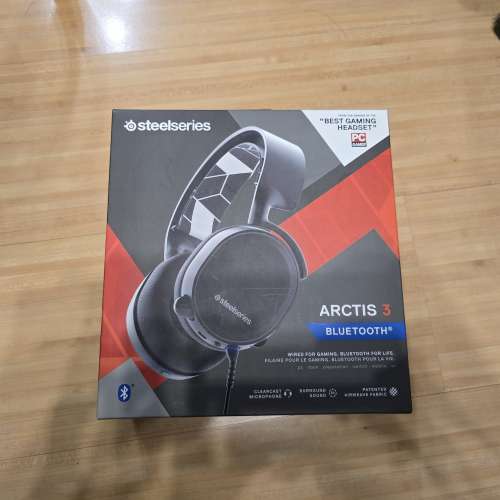 Steelseries Arctis 3 Bluetooth