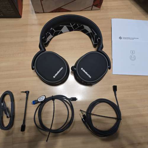 Steelseries Arctis 3 Bluetooth