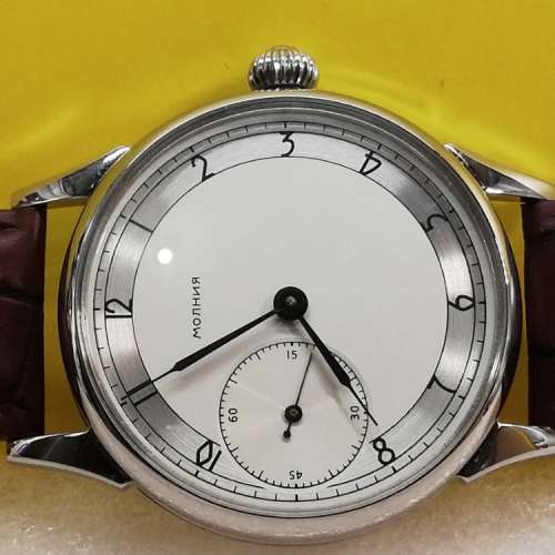 Vintage Molnia 機械上鏈腕錶