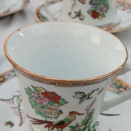 一套六隻彩瓷杯碟， 舊存貨，年份不詳，no.D5.1.25