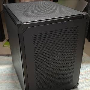 [慳位慳電迷你電腦] 10600K + P1000+ 32GB RAM Matx 繪圖 文書 炒股 平面設計 輕度遊...