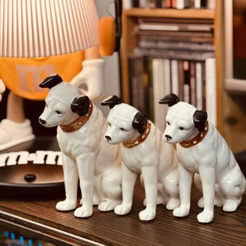 Nipper RCA Victor dog(次品，腳裂，已痴番好），－隻約16cm高，另外2隻約13cm高，...