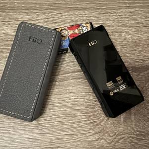 Fiio BTR7 便攜藍牙解碼耳放-黑色