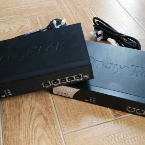 2個 Draytek Vigor 2922 VPN Router