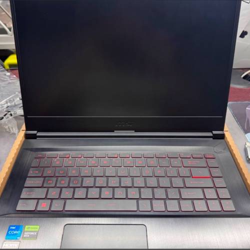 MSI Thin GF63 12VE 15吋 戰鬥堡壘電競筆電[i5-12450H/RTX4050]送電腦袋+風扇