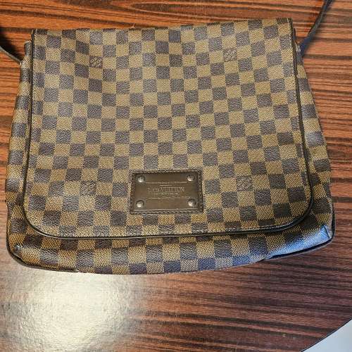 正品LV男裝郵差袋