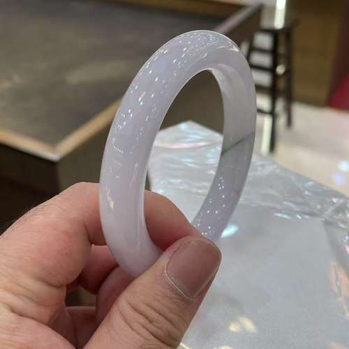 緬甸天然翡翠圓條玉鐲