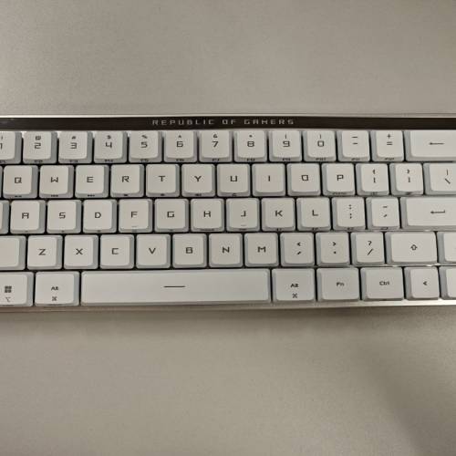 ASUS ROG Falchion RX Low Profile 青軸