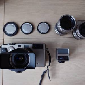 FUJIFILM TX-1 全景旁軸菲林機 連 三枝鏡 95% 新 完全自用