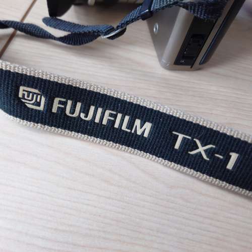 FUJIFILM TX-1 全景旁軸菲林機 連 三枝鏡 95% 新 完全自用
