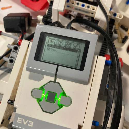 LEGO EV3 機器人核心套裝+配件套裝+WEDO2.0 套裝+滿滿一箱LEGO