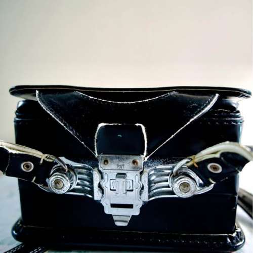 中古日本小學生兒童真皮健康護脊雙肩背包書包 收藏古董懷舊書包絕版 Japan school bag