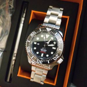 ORIENT 東方大mm 300米深潛錶 dive watch