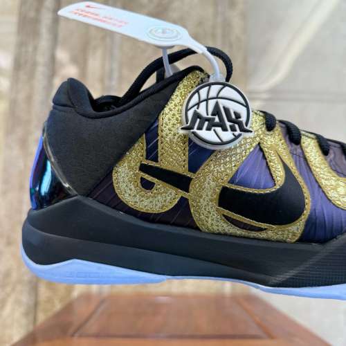NK ZOOM KOBE 5 Protro "Year of the Mamba"科比5代蛇年限定黑紫金