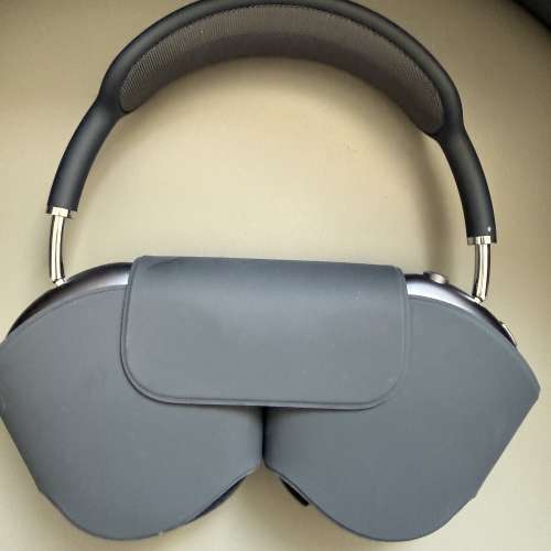 AirPods Max (lightning)