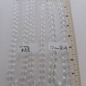 天然A級全清白水晶頸鏈， 約16吋連名貴珠鏈共長18吋，三條共 售六百元單一條200元...