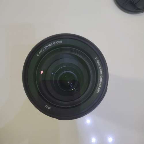 Sony SELP18105G 鏡頭