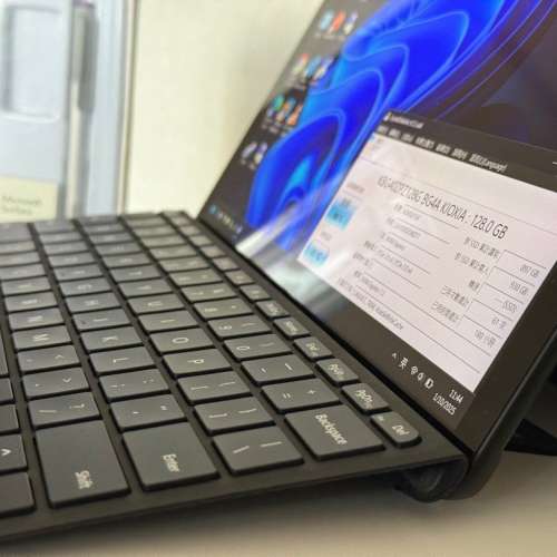 Microsoft Surface Go 3 平板電腦 (i3, 8+128G) + KB Cover + Pen Tablet Windows
