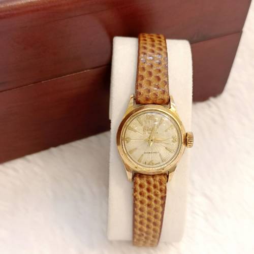 💰議價請移玉步,no bargain 
💥⌚ Vintage Swiss made「Esnit」17Jewels😍#上鏈腕...