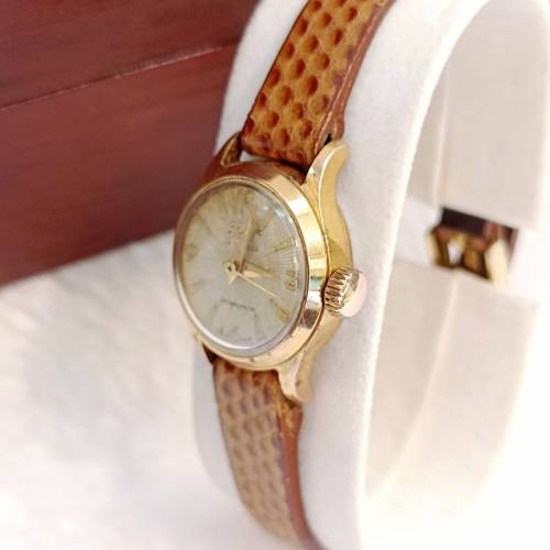 💰議價請移玉步,no bargain 
💥⌚ Vintage Swiss made「Esnit」17Jewels😍#上鏈腕...