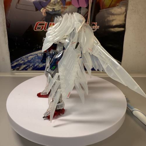 RG 1:144 機動戰士高達 新機動戰記高達W 劇場版 無盡的華爾滋 飛翼高達零式EW Ver....