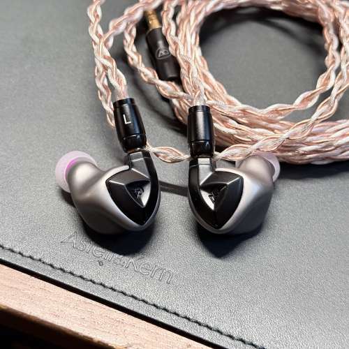 Campfire Audio Clara Ti Limited edition