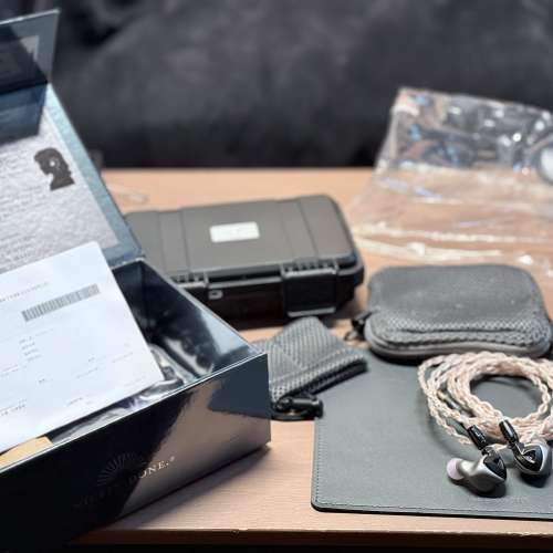 Campfire Audio Clara Ti Limited edition