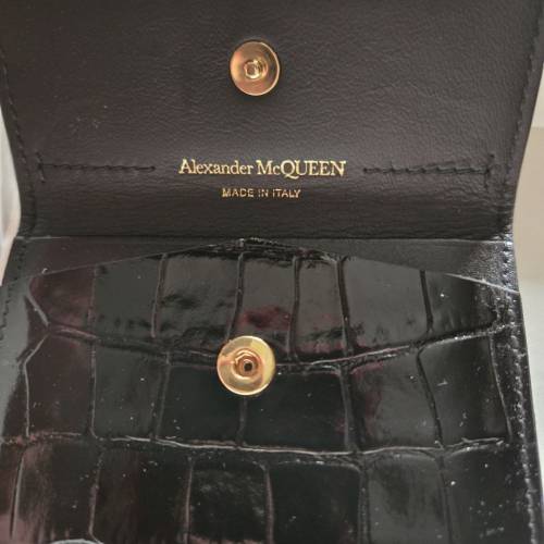 Alexander McQueen Skull-stud purse 黑色鱷魚紋短夾