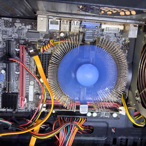 底板連背板/cpu連散熱器/4gb ram