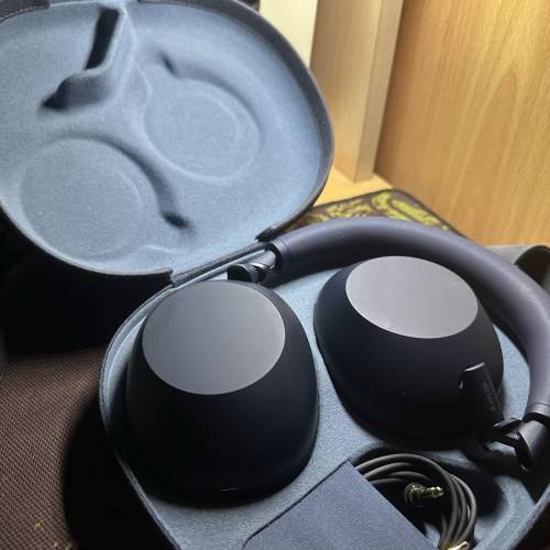 99新 sony WH-1000 xm6 藍色 行貨有單買左唔夠1個月