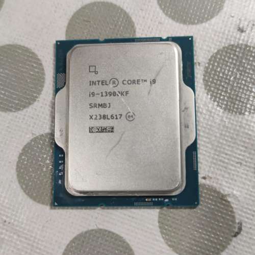 i9-13900KF 13代 CPU ((P-core 損壞了))