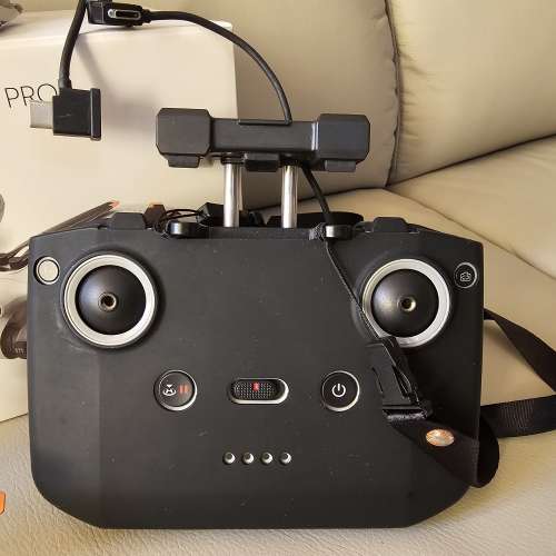 DJI Mini 3 Pro 套裝 (Mini 3 Pro 飛機 +充電管家 + RCN1(非帶屏)遙控）+ 3電 + 袋...