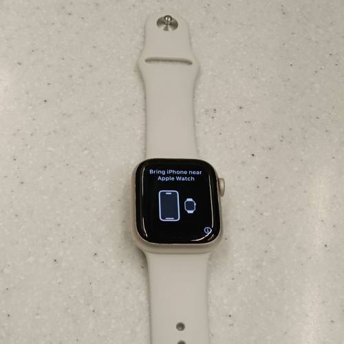 apple watch S7 41mm silver