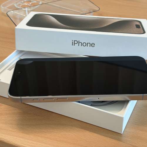 無花超新淨 iPhone 15 Pro Max  256GB 鈦原色