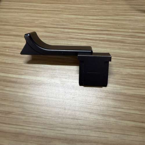 Leica M10/M11 thumb support